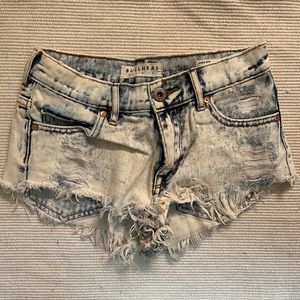 Pacsun High rise short Bullhead Denim Shorts Size 0
